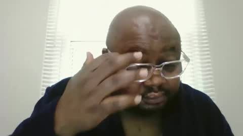 joe25123 online show from May 12, 4:37 pm