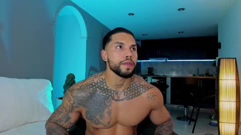 joe_esthetic online show from February 7, 11:03 pm