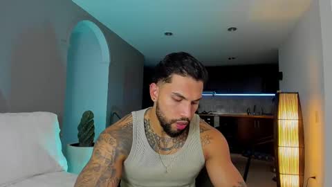 joe_esthetic online show from February 11, 11:22 pm