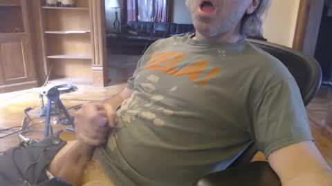 Snapshot of joebo7575 chatting on March 6, 8:05 pm joebo7575 online show from March 6, 8:05 pm