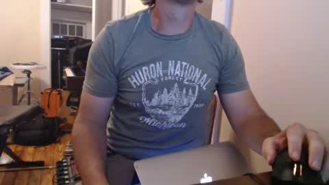 Snapshot of joebo7575 chatting on October 6, 3:11 am joebo7575 online show from October 6, 3:11 am