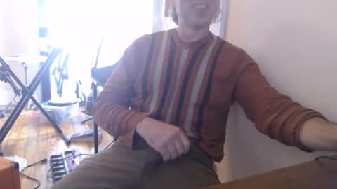 Snapshot of joebo7575 chatting on October 23, 8:56 pm joebo7575 online show from October 23, 8:56 pm