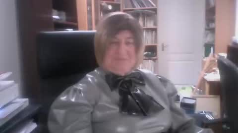 Snapshot of joelatex chatting on October 15, 8:33 am Joelatex online show from October 15, 8:33 am