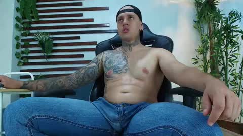 Snapshot of joeysexx1 chatting on September 28, 3:48 am     online show from September 28, 3:48 am