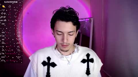 johan_parker222 online show from February 17, 1:26 am