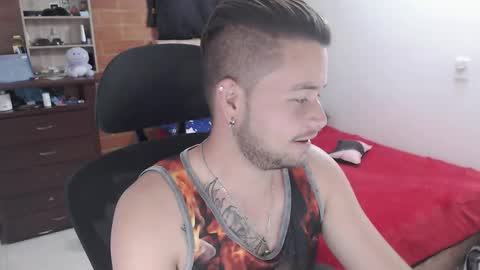 JOHAN independient model online show from February 17, 4:17 pm