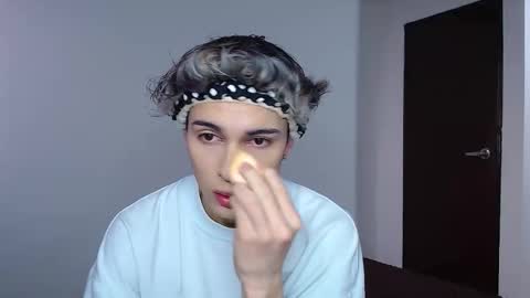 John Vichenso online show from November 4, 10:11 pm