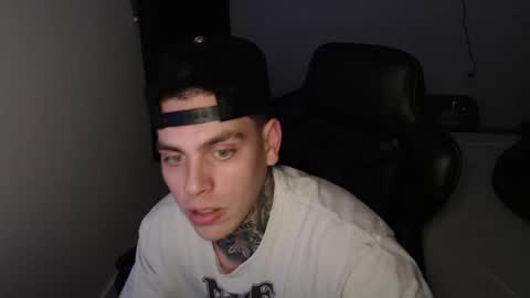 JAXX online show from February 4, 8:09 am