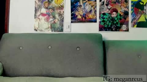 Snapshot of johncarrie chatting on January 25, 4:02 am John carrie    Independent  Help me reach my goal 100 likes and 10000 followers  online show from January 25, 4:02 am