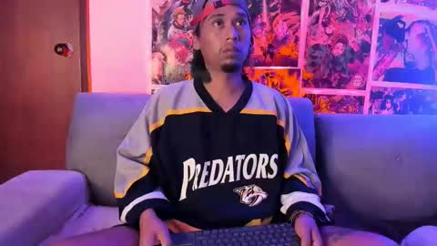 John carrie    Independent  Help me reach my goal 100 likes and 10000 followers  online show from January 14, 2:16 am