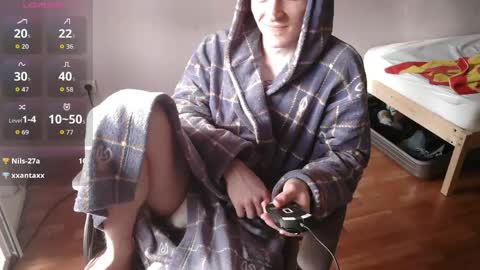 Johnny online show from April 1, 1:41 pm