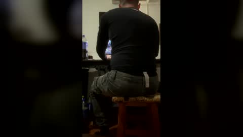 Johnny online show from April 10, 8:16 pm