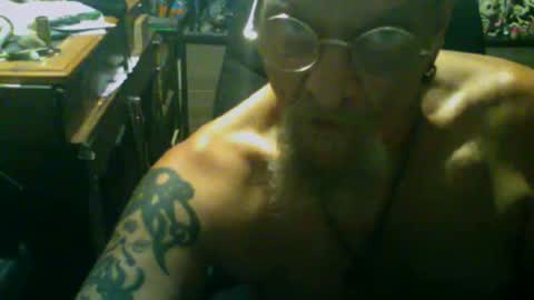 johnnyshung1 online show from October 10, 11:48 am