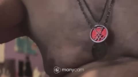 johnnyshung1 online show from January 28, 1:49 pm