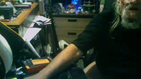 johnnyshung1 online show from January 10, 7:17 pm