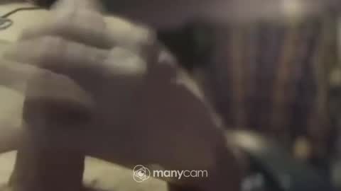 johnnyshung1 online show from March 4, 8:24 am