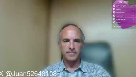 Snapshot of johnq_23 chatting on January 21, 4:12 pm John online show from January 21, 4:12 pm