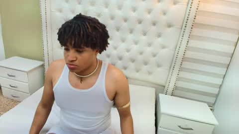 Johs online show from February 24, 9:37 pm