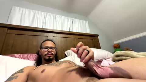 JMorales online show from October 20, 11:14 am