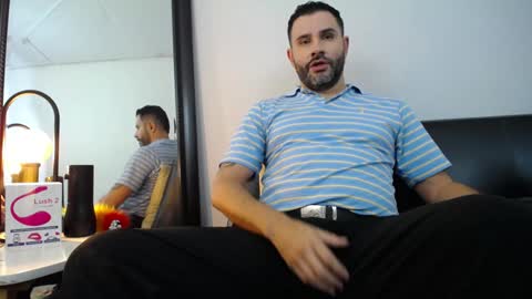  JONAS BEARD  online show from December 23, 7:52 pm