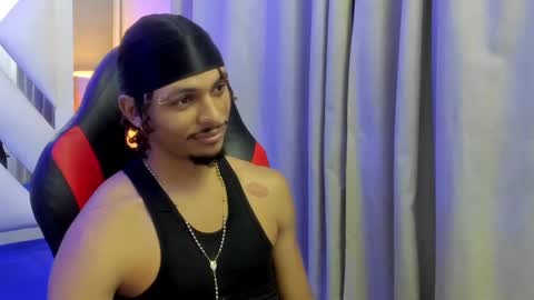 Snapshot of jordan_love7 chatting on October 24, 2:08 pm jordan online show from October 24, 2:08 pm