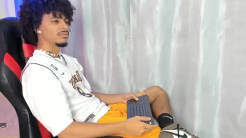 jordan online show from April 15, 12:49 pm