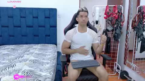 jose_rumbero91 online show from November 9, 12:20 pm