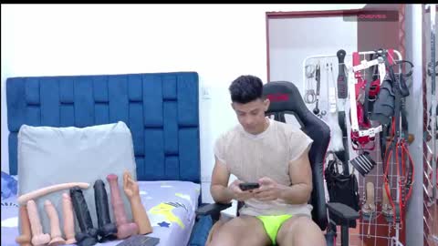 jose_rumbero91 online show from May 6, 11:55 am
