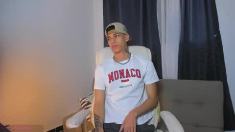 Josep online show from December 10, 11:53 pm