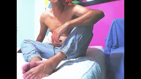 dirtyhot latin online show from October 19, 4:39 am