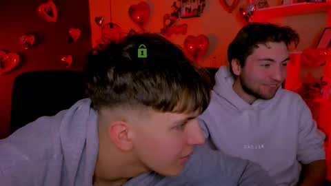 joseph_bear_ online show from February 13, 9:58 am