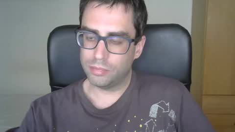 Jose online show from April 18, 3:57 pm