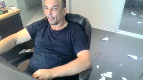 josh_aus333 online show from January 16, 3:37 pm