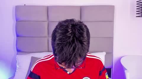 Josh online show from June 18, 4:36 am