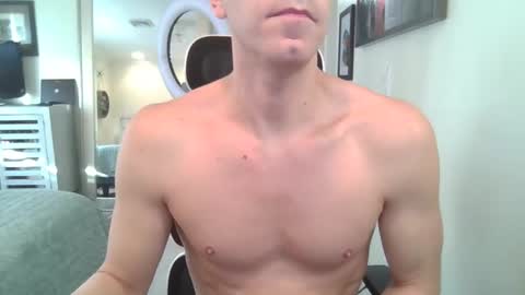 Snapshot of joshjordanxx chatting on February 7, 1:32 pm Josh Jordan online show from February 7, 1:32 pm