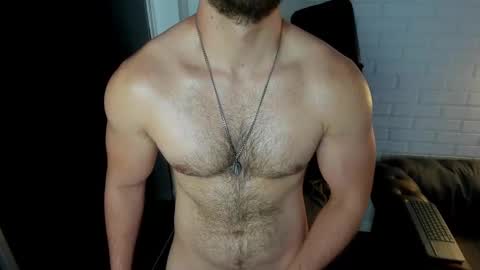 Snapshot of joshualyon chatting on December 22, 7:52 pm      Joshua The Lion  online show from December 22, 7:52 pm