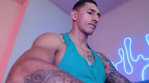 Snapshot of joy_lopezfit chatting on December 3, 12:27 pm  JOYLOPEZFIT online show from December 3, 12:27 pm