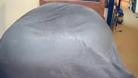 jries329 online show from December 22, 9:28 am