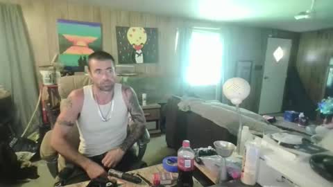 jrizzle1111 online show from June 7, 7:10 pm