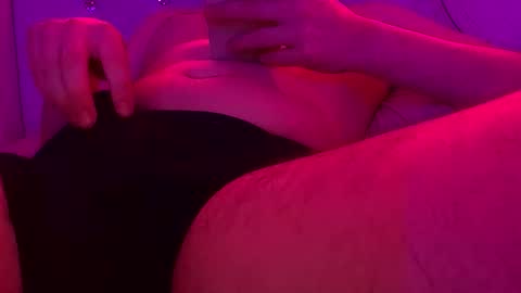 Jswsnee online show from May 11, 3:52 am