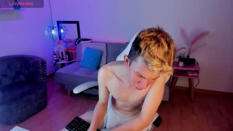 Juandii online show from February 9, 6:23 pm