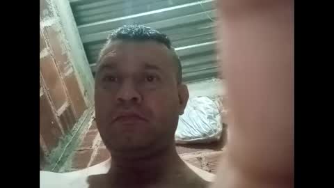 Snapshot of juan370490 chatting on January 14, 12:35 pm juan370490 online show from January 14, 12:35 pm