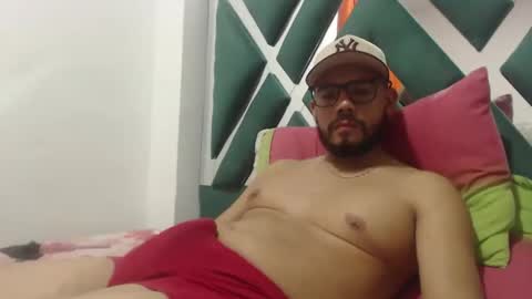 Snapshot of juanfe_style chatting on September 18, 2:46 am juanfe_style online show from September 18, 2:46 am