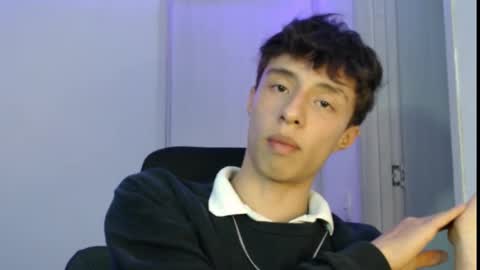 juanmres online show from October 16, 4:20 am