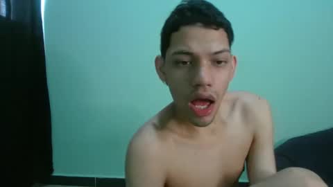 juansuarez204 online show from February 1, 6:40 pm