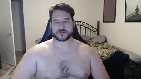 jules25 online show from March 26, 5:44 am