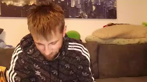 Snapshot of julia_official chatting on September 24, 8:40 pm Julia  Adam online show from September 24, 8:40 pm