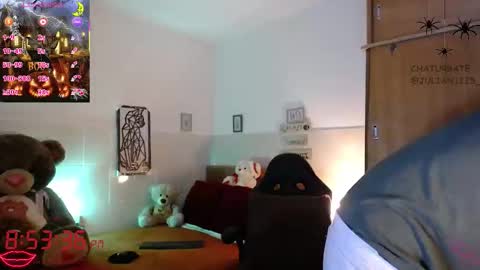 Snapshot of julian1225_ chatting on October 17, 1:53 am Julian online show from October 17, 1:53 am