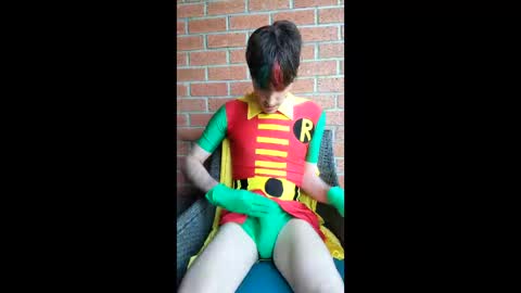 julianjj2001 online show from May 31, 12:00 am