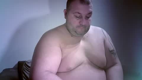 Juliano online show from November 17, 2:58 am